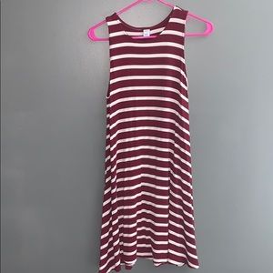 Maroon/White Old Navy T-shirt dress SIZE S